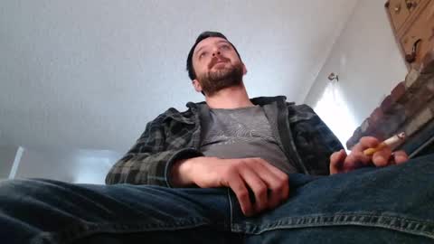 Snapshot of samthebully chatting on May 2026 11:57:01 PM SamTheBully online show from May 2026 11:57:01 PM