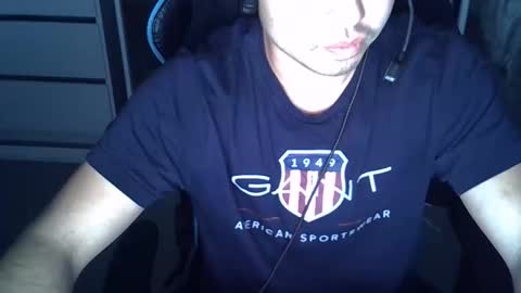 Snapshot of samuelle999 chatting on June 2026 09:11:01 AM samuelle999 online show from June 2026 09:11:01 AM