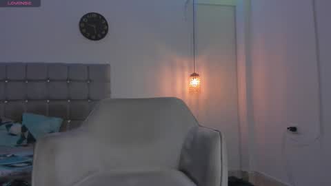 samxx_muscle online show from November 2025 01:44:02 PM