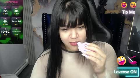 Snapshot of samy_collen_v chatting on May 2026 01:27:01 PM Samy online show from May 2026 01:27:01 PM