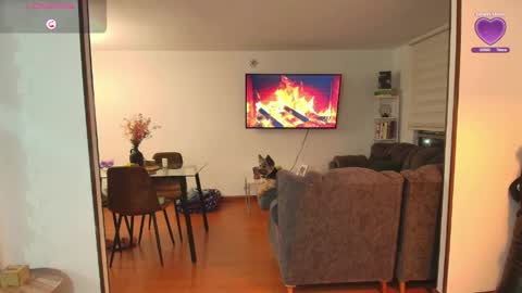 Hello I am absent due to a family calamity I will return soon-hola estoy ausente por un problema familiar volvere pronto. online show from April 2026 11:54:02 PM