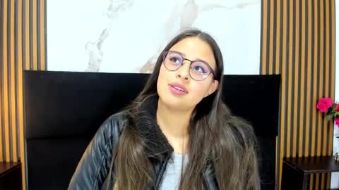 Sammy online show from September 2025 12:28:01 PM