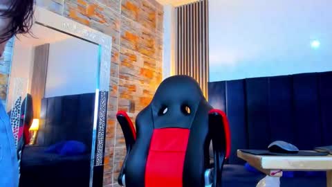 SamyEvanns online show from April 2026 02:26:02 AM