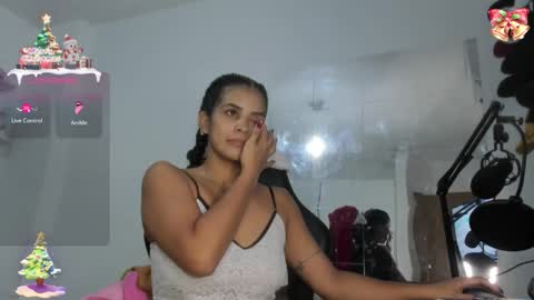 SamyHolbrook online show from December 2025 03:46:02 AM