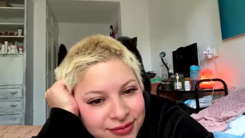 Samymoon online show from February 2026 09:37:02 AM