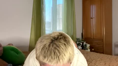 Samymoon online show from February 2026 06:05:01 PM