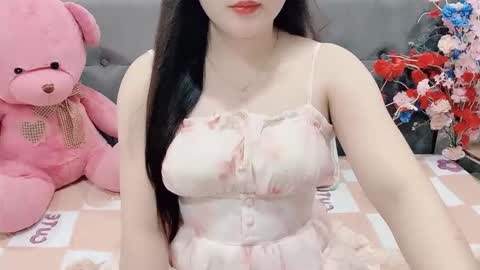 sanami_sian_ online show from November 2025 01:37:01 AM
