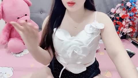 sanami_sian_ online show from November 2025 01:18:01 AM