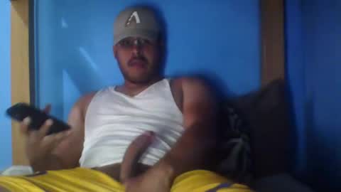 Snapshot of sandalo123 chatting on December 2024 06:09:01 PM sandalo123 online show from December 2024 06:09:01 PM