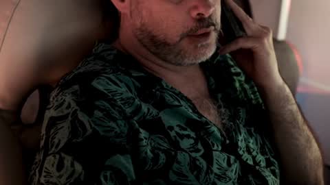 Sanders online show from January 2025 01:04:01 AM