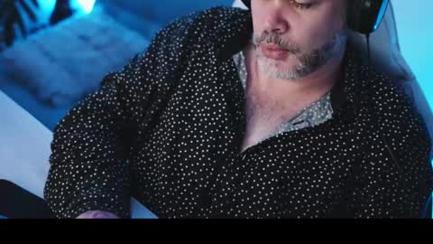 Sanders online show from February 2025 11:57:01 PM