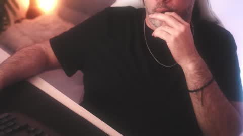 Sanders online show from March 2025 06:26:02 AM