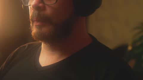 Sanders online show from February 2026 05:06:02 AM