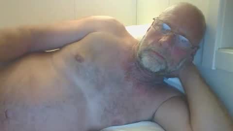 Snapshot of sandnesrune523 chatting on May 2026 06:03:02 PM sandnesrune523 online show from May 2026 06:03:02 PM