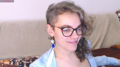 Sandra online show from March 2025 07:06:02 PM