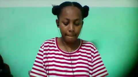 sandra1253099 online show from October 2025 06:31:01 PM