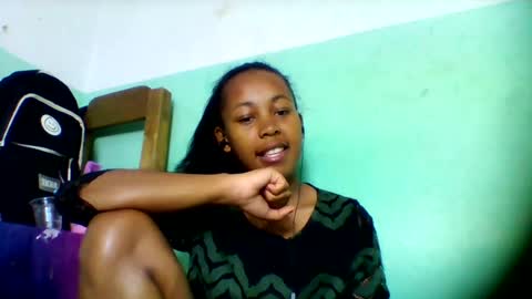 Snapshot of sandra1253099 chatting on July 2026 08:28:02 AM sandra1253099 online show from July 2026 08:28:02 AM
