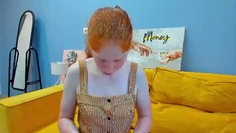 Snapshot of sandra__wilson chatting on June 2026 03:55:01 AM Sandra online show from June 2026 03:55:01 AM