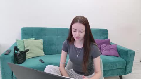 sandra prafer online show from March 2026 05:08:02 AM