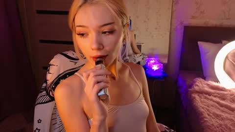 Sandy  online show from January 2025 12:59:01 AM