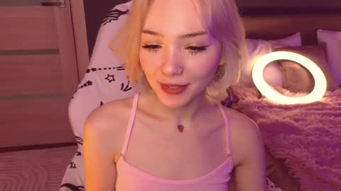 Sandy  online show from February 2025 04:05:01 AM