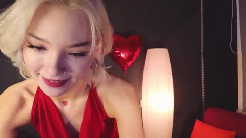 Sandy  online show from February 2025 01:20:01 AM