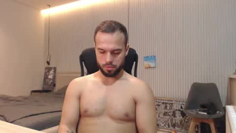 DeAlex online show from November 2025 09:42:02 AM