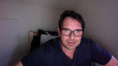 sandrolickyou online show from March 2026 05:41:02 PM