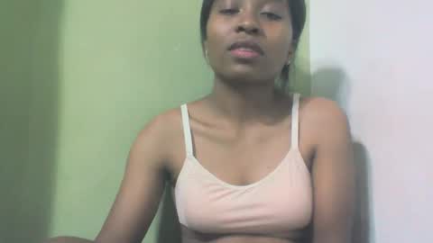 sandy735579 online show from October 2025 03:27:01 PM