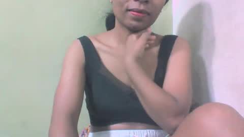 sandy735579 online show from March 2026 06:23:02 PM