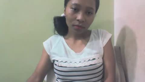 Snapshot of sandy735579 chatting on April 2026 02:20:01 AM sandy735579 online show from April 2026 02:20:01 AM