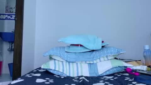 sandy online show from October 2025 08:53:02 PM