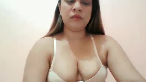sangrealena4u online show from January 2026 06:44:01 PM