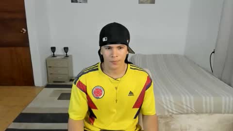 Snapshot of sant_wahlberg chatting on June 2026 11:55:01 PM Sant online show from June 2026 11:55:01 PM