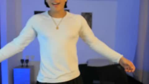 Snapshot of sant_wahlberg chatting on June 2026 12:41:02 AM Sant online show from June 2026 12:41:02 AM