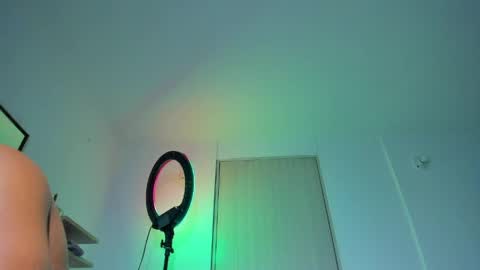 Santi Ferrer online show from May 2026 01:43:01 AM