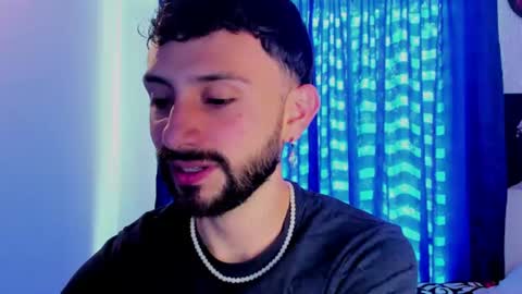 Snapshot of santi_mateo chatting on July 2026 08:02:01 PM Santi online show from July 2026 08:02:01 PM