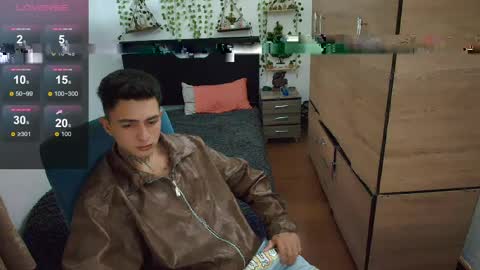 santi_ss online show from April 2026 01:42:02 AM