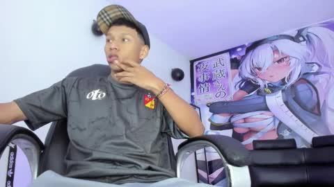 Snapshot of santiago_boyy chatting on February 2025 12:08:01 PM Thiago online show from February 2025 12:08:01 PM