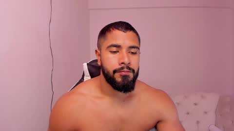 santiago_huntt online show from February 2025 12:22:01 PM