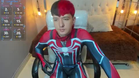 SANTIAGO  online show from March 2026 10:40:01 PM