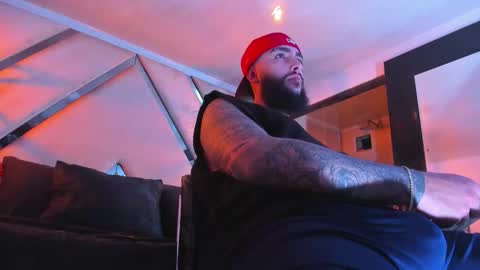 Snapshot of santiagohincapiie chatting on February 2026 04:55:01 AM Santiago Hincapiie online show from February 2026 04:55:01 AM