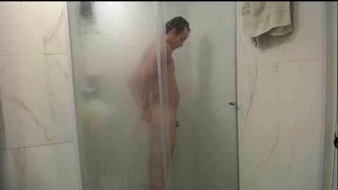 Santii online show from November 2025 11:41:01 AM