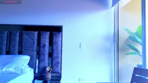 Snapshot of santin_seans chatting on May 2026 04:44:02 PM Santiago Seans online show from May 2026 04:44:02 PM