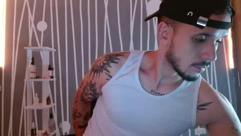 Snapshot of santti_torres chatting on February 2025 03:32:01 AM Santy Torres online show from February 2025 03:32:01 AM