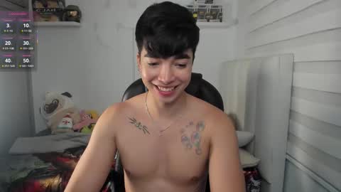 Mr. Santiago online show from March 2026 01:05:01 PM