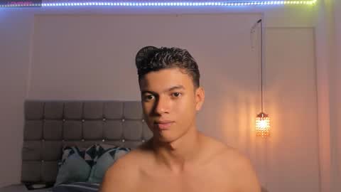 santy_stump online show from November 2025 08:47:02 PM