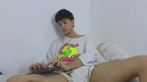 Snapshot of santybig18 chatting on December 2024 12:31:01 AM santybig18 online show from December 2024 12:31:01 AM