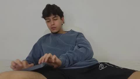 Snapshot of santybig18 chatting on February 2025 03:23:02 AM santybig18 online show from February 2025 03:23:02 AM