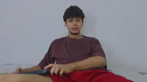 Snapshot of santybig18 chatting on February 2025 03:37:01 AM santybig18 online show from February 2025 03:37:01 AM